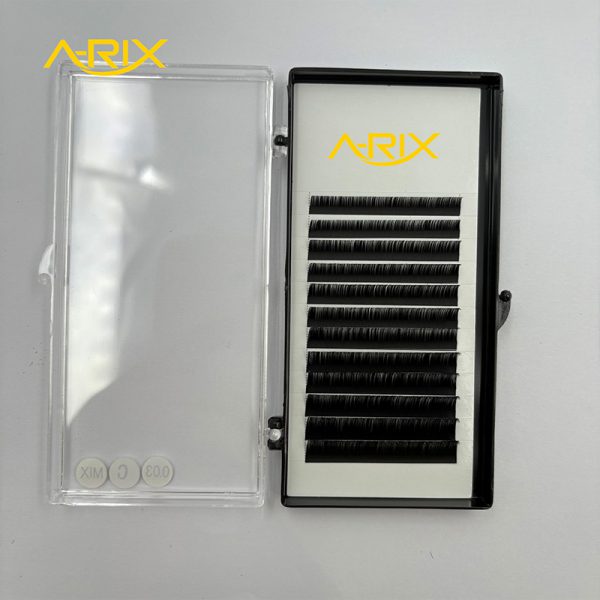 0.03-mega-volume-eyelash-extension-OEM