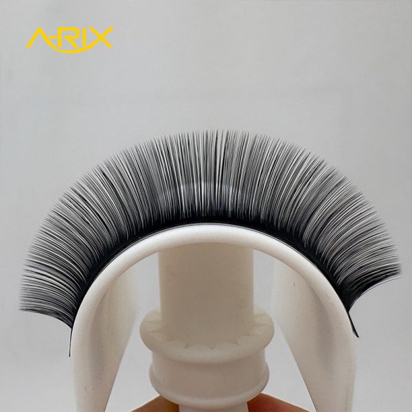 mega-volume-lash-spreadable-easy-to-fan