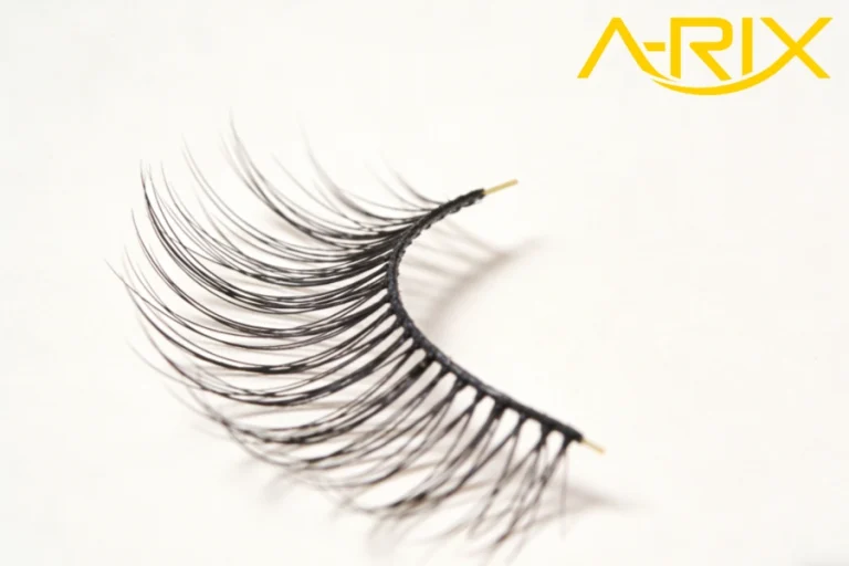 Pick Fake Lashes That Look Real & Don’t Break Easily
