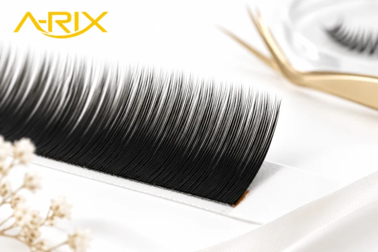 Easy Fanning Lashes Single vs Mixed-Length Trays